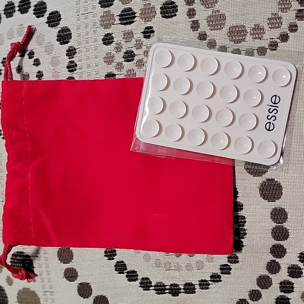 Essie Octobuddy Silicone Suction Cup Phone Case Mount